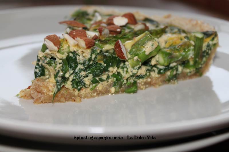 Spinat og asparges tærte - La Dolce Vita
